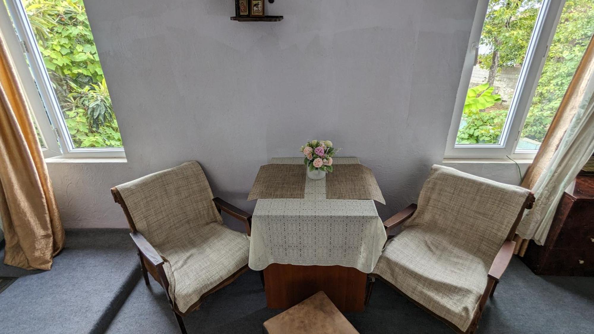 קובולטי Mano'S Guest House מראה חיצוני תמונה